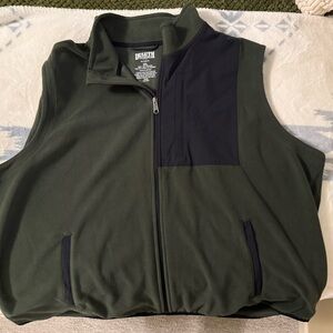 Duluth Trading Co Olive Green Fleece Vest with Navy Chest Panel
